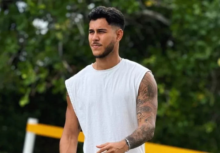 Jean Carlos Modelo. 