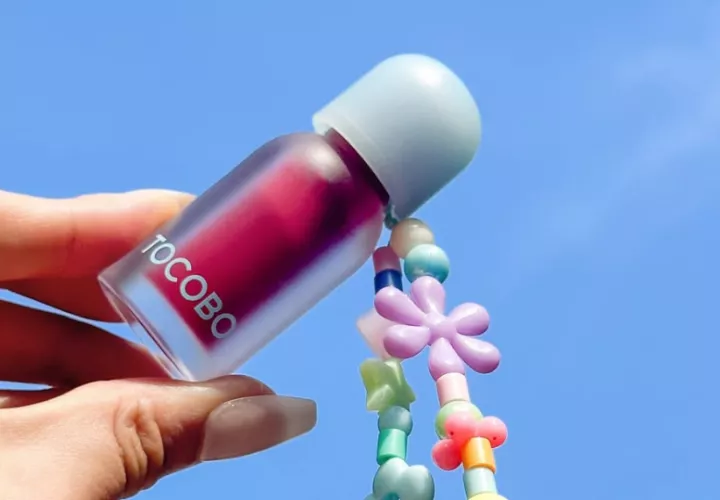 Aceite labial de Tocobo. Foto: Instagram / @tocobo_official
