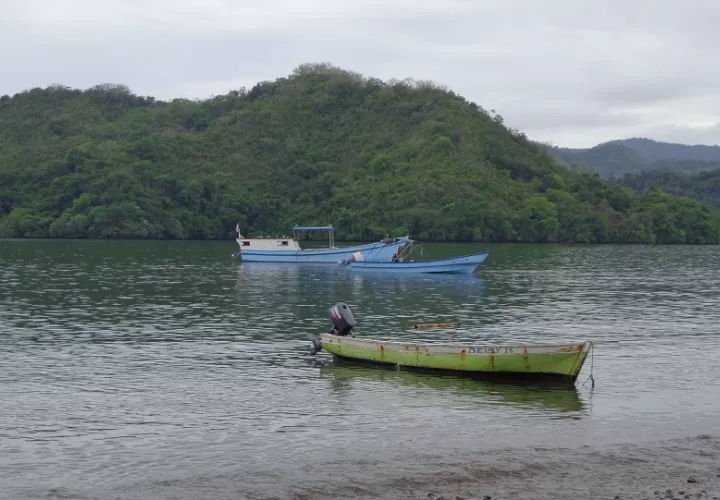 Su población, históricamente dedicada a la pesca artesanal, ha encontrado en el turismo una fuente complementaria de ingresos. Foto. Melquíades Vásquez