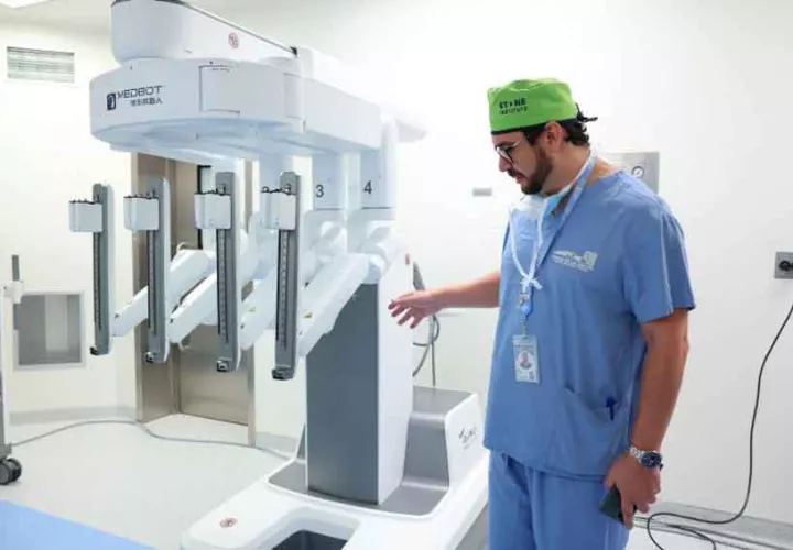 telecirugia-css-panama-innovacion-medicina-salud-modernidad.jpg
