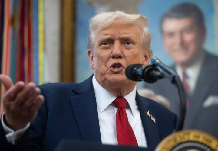 Trump dice que Israel acordó línea de retirada inicial en Gaza. Foto: EFE