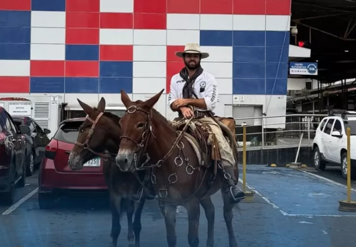 Pedro Berranteiro partió desde Texas y se dirige a Brasil. Foto: Cortesía