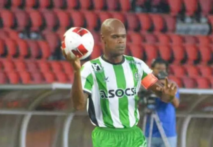 Adolfo Machado, capitán del Alianza, busca su primer título en Panamá. Foto:alianzafcpanama
