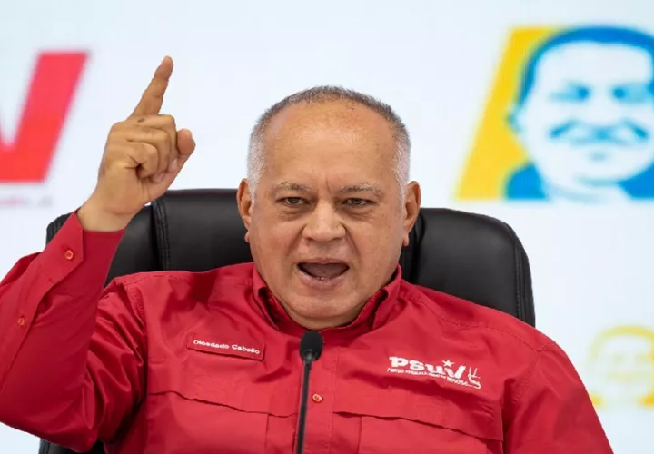 Cabello arremetió contra los presidentes. Foto: EFE