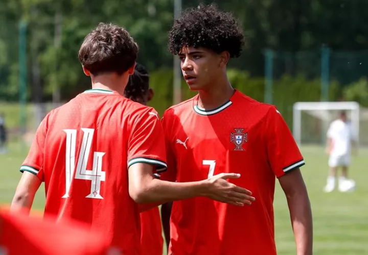 Cristiano Jr. sigue los pasos de su padre. Foto: EFE
