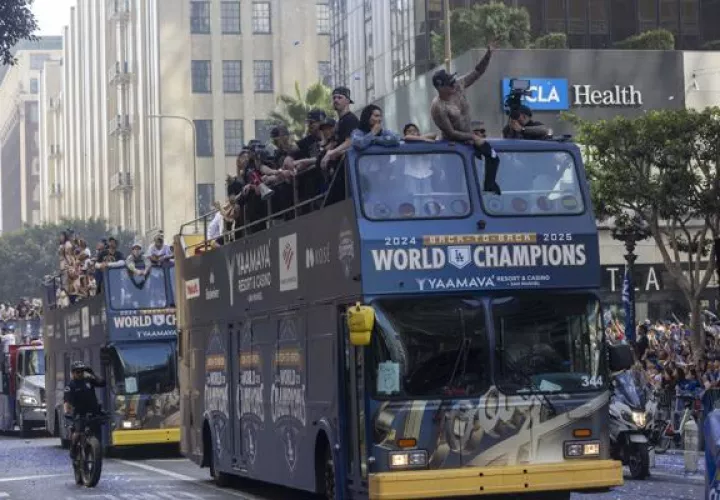 Los Dodgers festejan el bicampeonato en las Grandes Ligas. Foto: EFE