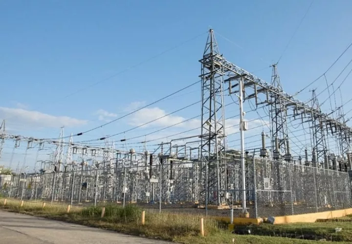 A eso de las 11:25 a.m., el sistema eléctrico en la región se fue restableciendo. Foto: Diomedes Sánchez