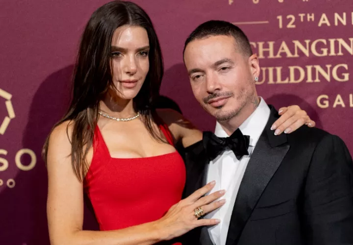J Balvin junto a su esposa Valentina Ferrer. Foto. EFE / Angel Colmenares