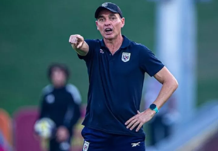 Leonardo Pipino, técnico de la Sub-17. Foto: FPF
