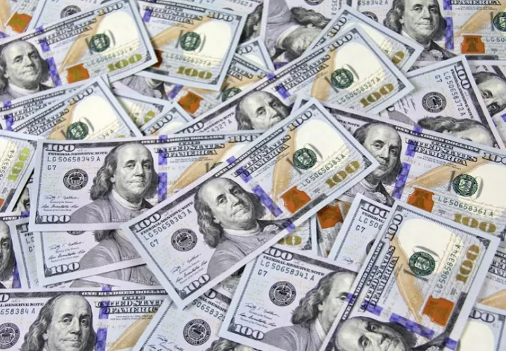 El salario promedio pretendido por los hombres durante octubre fue de $1,072. Foto: Ilustrativa/Pexels