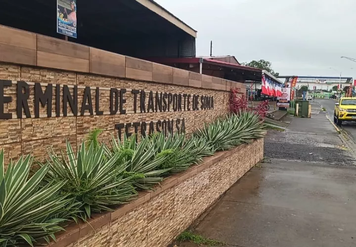 Desde la administración de la terminal se informó que la operación se maneja conforme a la legislación vigente, pero que toda queja formal será revisada.  Foto. Melquíades Vásquez