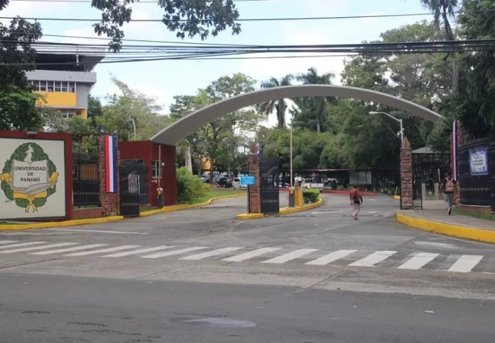 Universidad de Panamá pide reconsideración. Foto: Cortesía