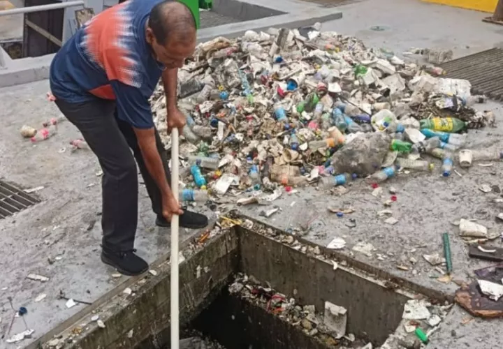 Se encontró todo tipo de desechos. Foto: Diomedes Sánchez