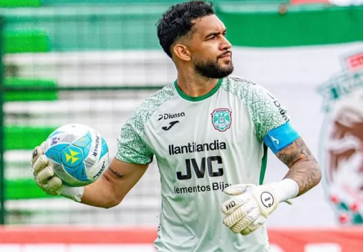 César Samudio trabaja en su recuperación de su lesión muscular. Foto: Instagram