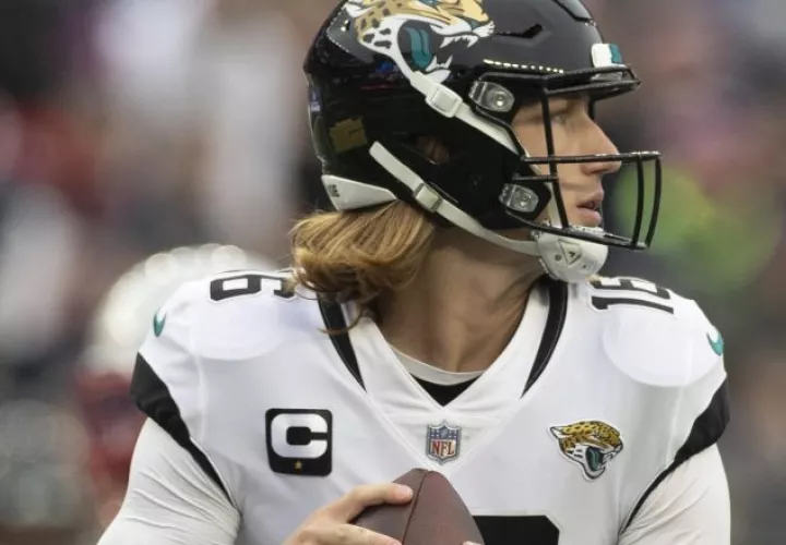 Trevor Lawrence, mariscal de campo de los Jaguars. Foto: EFE
