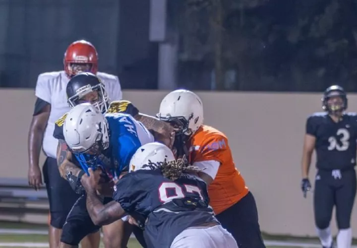 La final del fútbol americano panameño se jugará mañana.  Foto: Cortesía
