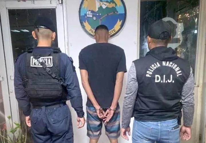 El sospechoso fue trasladado para los trámites correspondientes. Foto Eric Montenegro