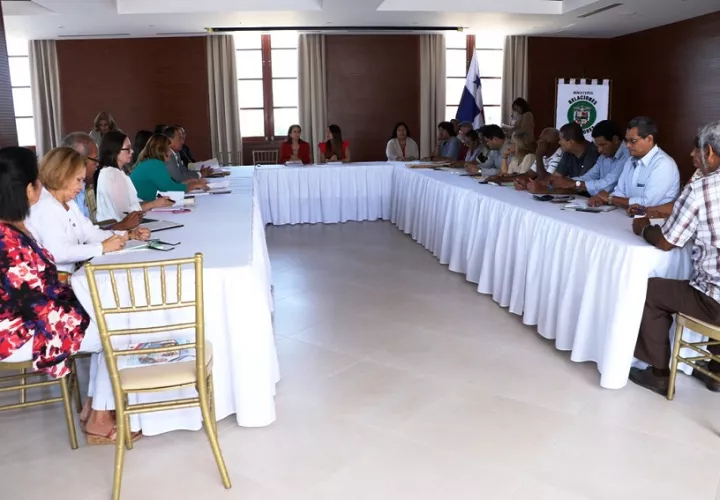 Las víctimas de la dictadura sostuvieron varias reuniones de seguimiento en la Cancillería. Foto: Archivo