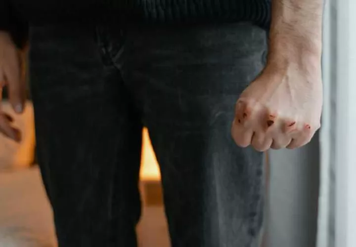 La violencia doméstica no solo se manifiesta con abuso físico.  Pexels
