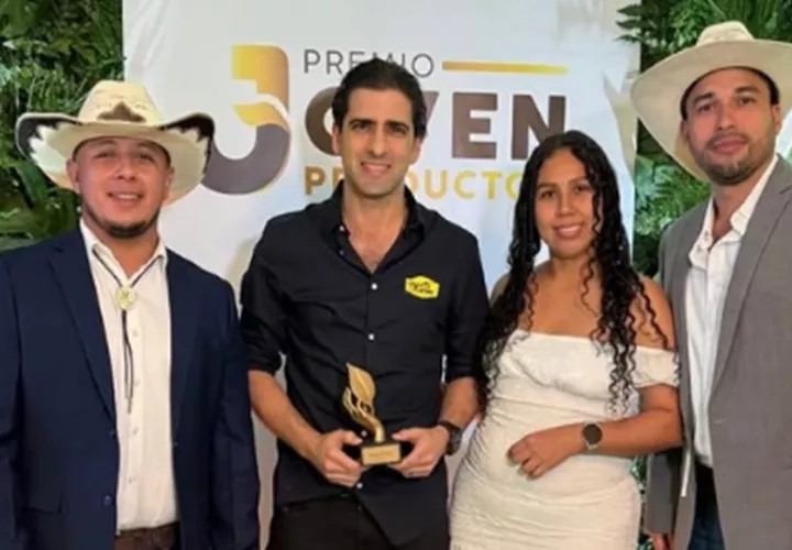 El empresario David Virzi en la gala de premiación.