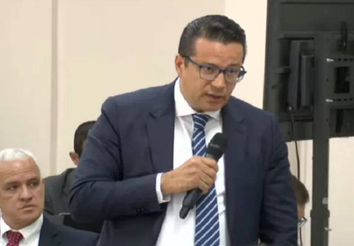 El abogado Basilio González durante la audiencia de Odebrecht. Foto: Cortesía