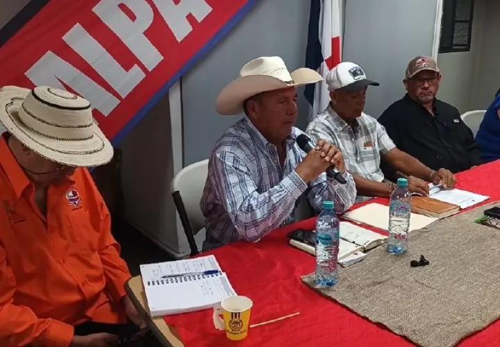 Organizadores del torneo de lazo revelan detalles de la competencia. Foto: Melquiades Vásquez A.