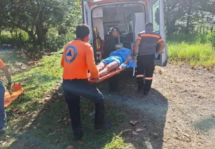 Se informó que el sospechoso fue arrastrado por una cabeza de agua mientras huía tras agredir a su madre. Foto. Cortesía