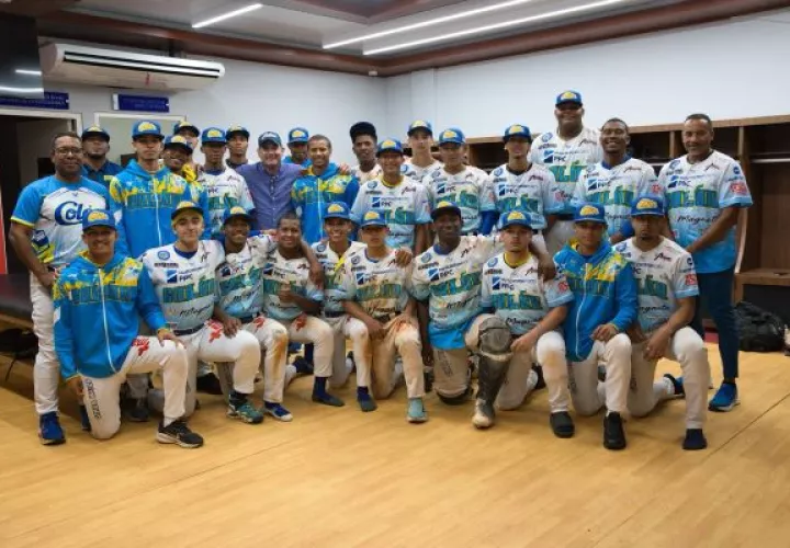 Cobre Panamá respalda al béisbol de Colón. Foto: Cortesía.