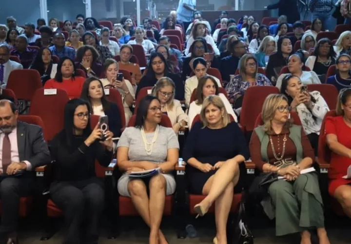 ministerio_de_la_mujer_debate.jpg