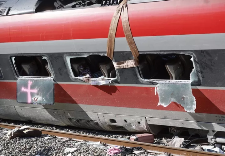 El número de muertos en el accidente ferroviario asciende a 45. Foto: EFE