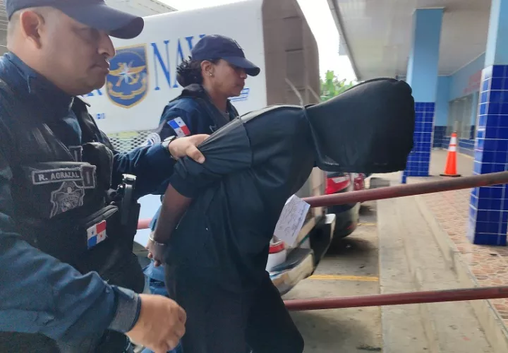 El 8 de diciembre, en horas de la noche, llegaron al minisúper Carlos Antonio, en el sector de La Cristal, distrito de Arraiján, y asesinaron al guardia de seguridad durante un intento de robo. Foto. Eric Montenegro 