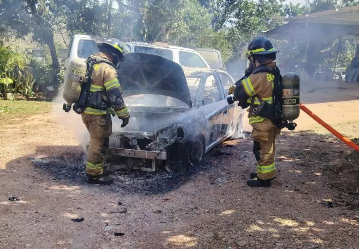 Se han atendido cinco incendios vehiculares. Foto: Cortesía