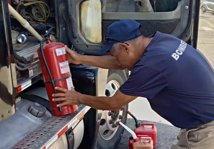 bomberos_inspeccion_0.jpg