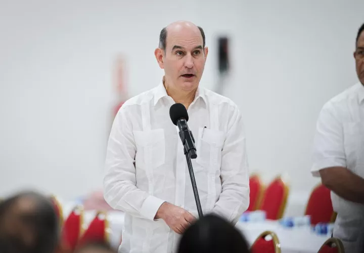 El ministro de Economía y Finanzas, Felipe Chapman. Foto: Cortesía