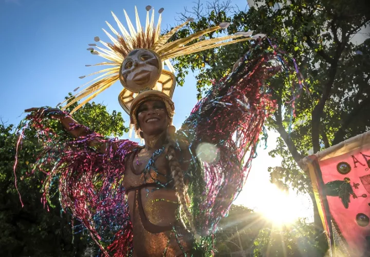 desfile_rio_carnaval.jpg