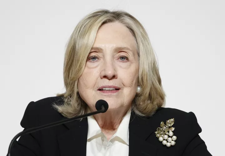 La exsecretaria de Estado no disimuló su malestar por las tácticas de los republicanos.