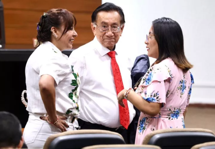 El candidato a asumir la Presidencia del Congreso y la jefatura de Estado de Perú José Balcázar. Foto: EFE