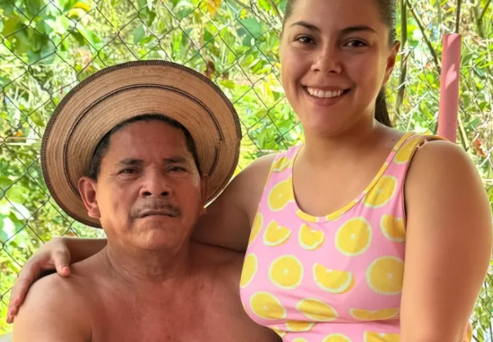 Doralis Mela y su papá. Foto: Instagram / @doralismela
