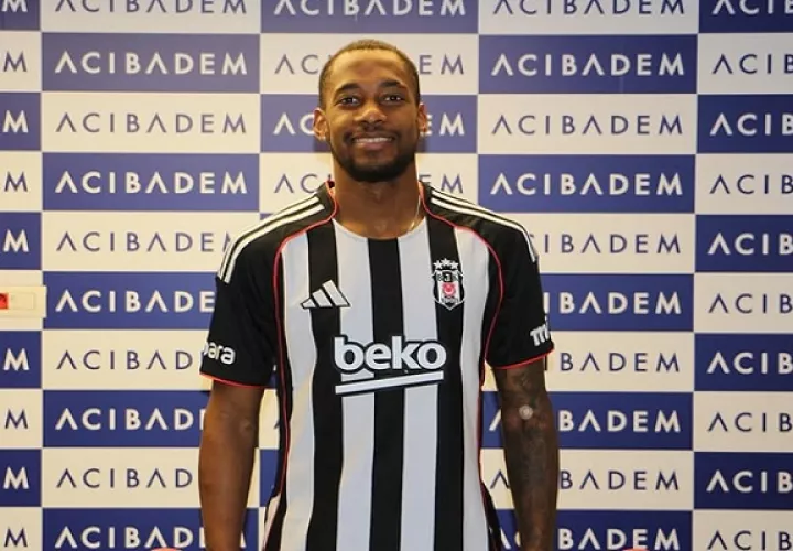 Michael Amir murillo, debutó con su nuevo equipo el Beksitas. Foto: @Beşiktaş