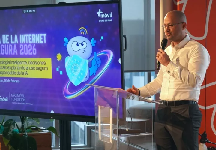 El foro se realizó en el marcó del Día de la Internet Segura. Foto: Cortesía