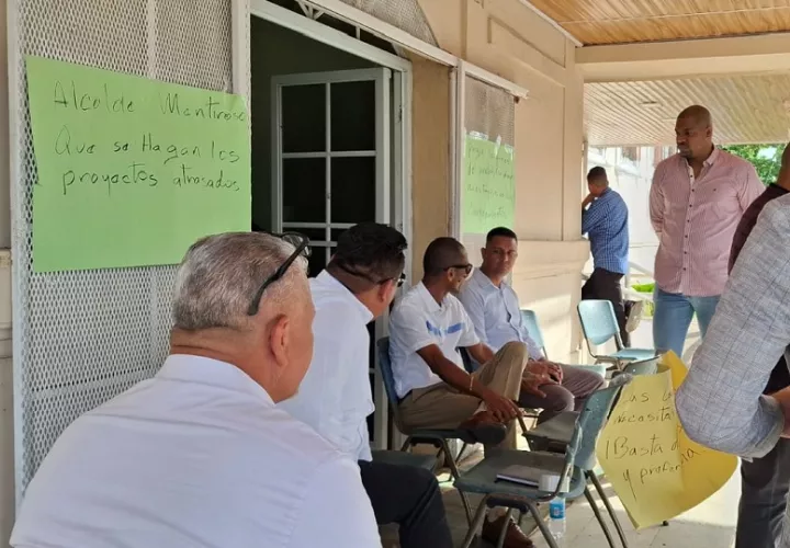 Destacan los ediles que debido a la falta de fondos, se atrasan todos los proyectos comunitarios que son importantes para la población. Foto. Diómedes Sánchez