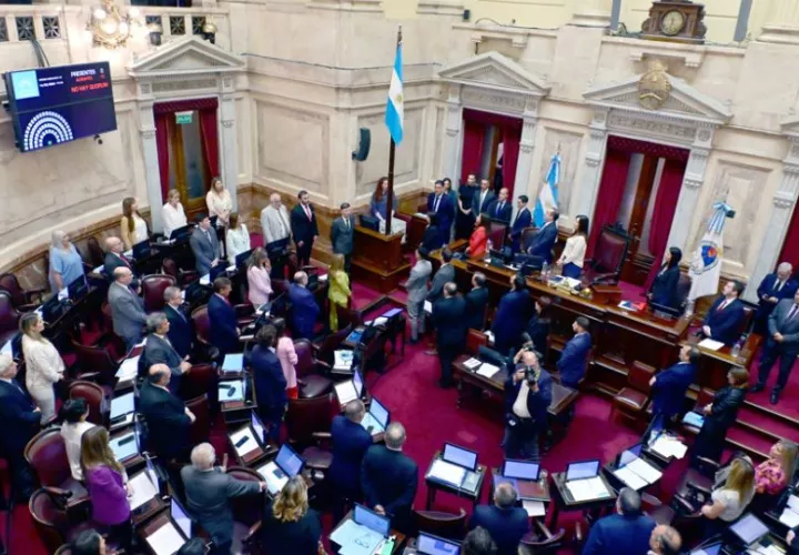 Sesión en el Senado de Argentina en Buenos Aires (Argentina). Foto: EFE