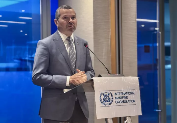 El secretario general de la OMI, el panameño Arsenio Domínguez. Foto: EFE