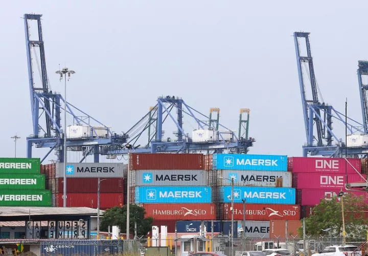 Las autoridades indicaron que desde el fin de semana pasado los puertos de Balboa y Cristóbal volvieron a operar con normalidad.  EFE