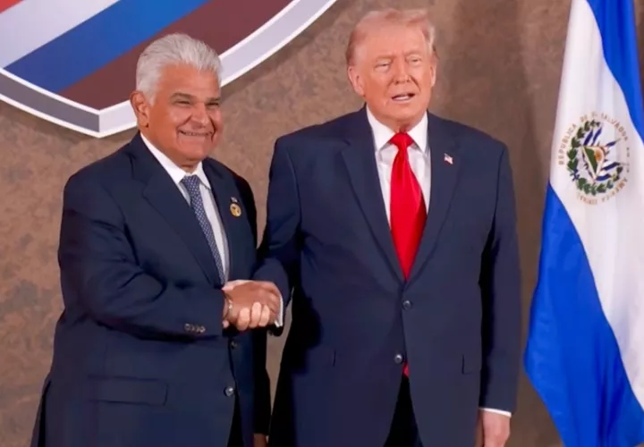 Los  presidentes José Raúl Mulino y Donald Trump en Miami. 