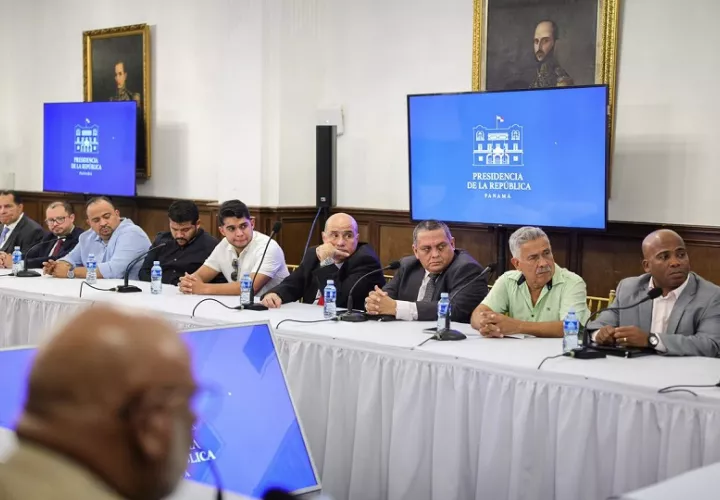 Última sesión de la Comisión Nacional de Reformas Electorales.  Cortesía 