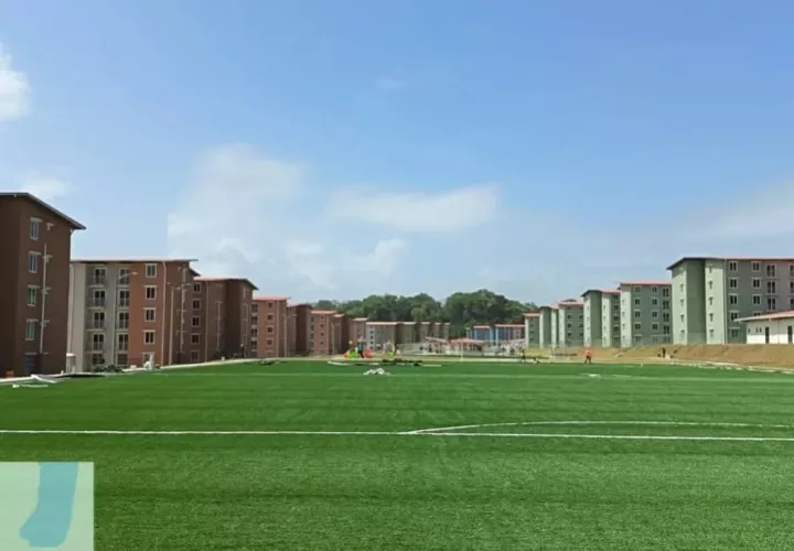 Además, ya hay 13 edificios completamente terminados y preparados para su próxima entrega. 