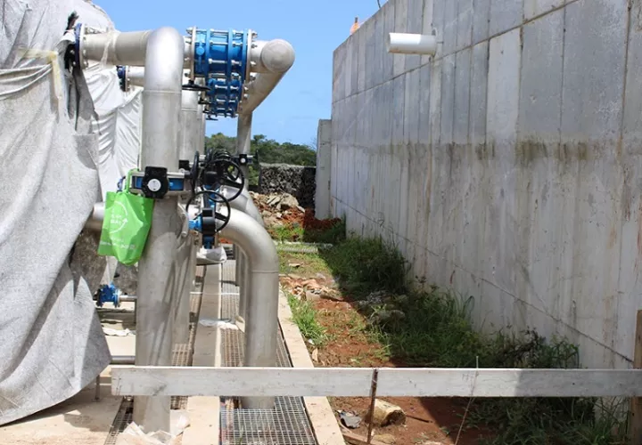 Autoridades realizaron una inspección al proyecto de la planta potabilizadora de Palmas Bellas. Foto: Diomedez Sánchez