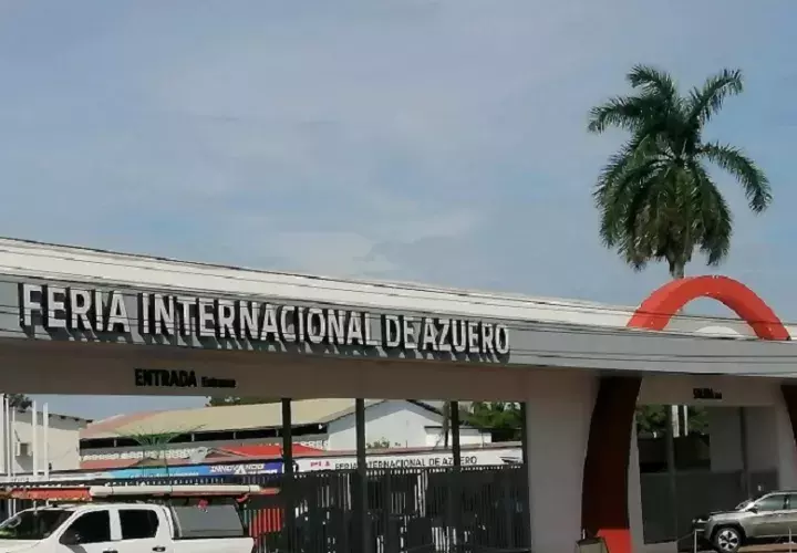 Se confirmó la realización de la Teletón 2030 dentro de los terrenos feriales, así como el regreso de los sorteos en vivo de la Lotería Nacional de Beneficencia, un atractivo que había estado ausente en ediciones anteriores. Foto Thays Domínguez