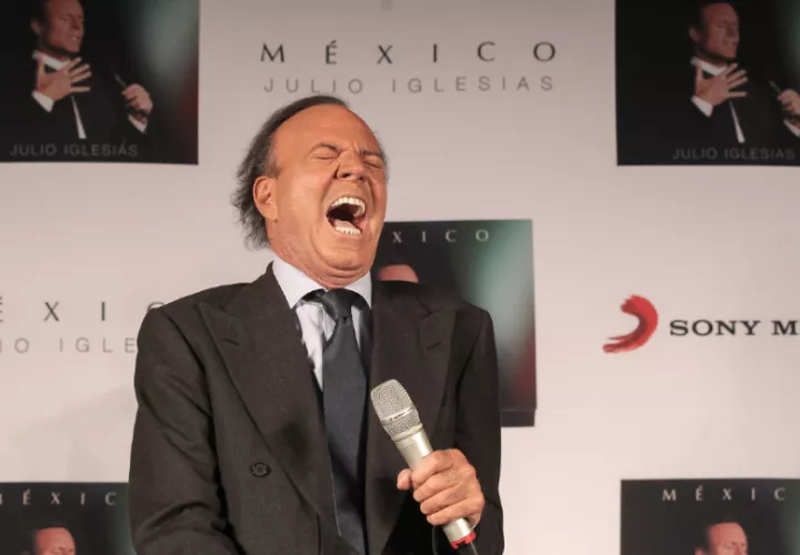 El cantante español Julio Iglesias . Foto: EFE / Alex Cruz